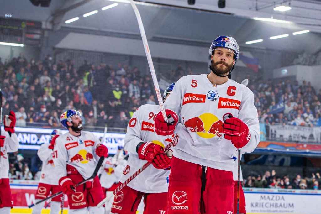 Interview Thomas Raffl spricht über das Thema Karriereende Hockey